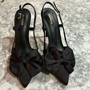 Express Bow heel